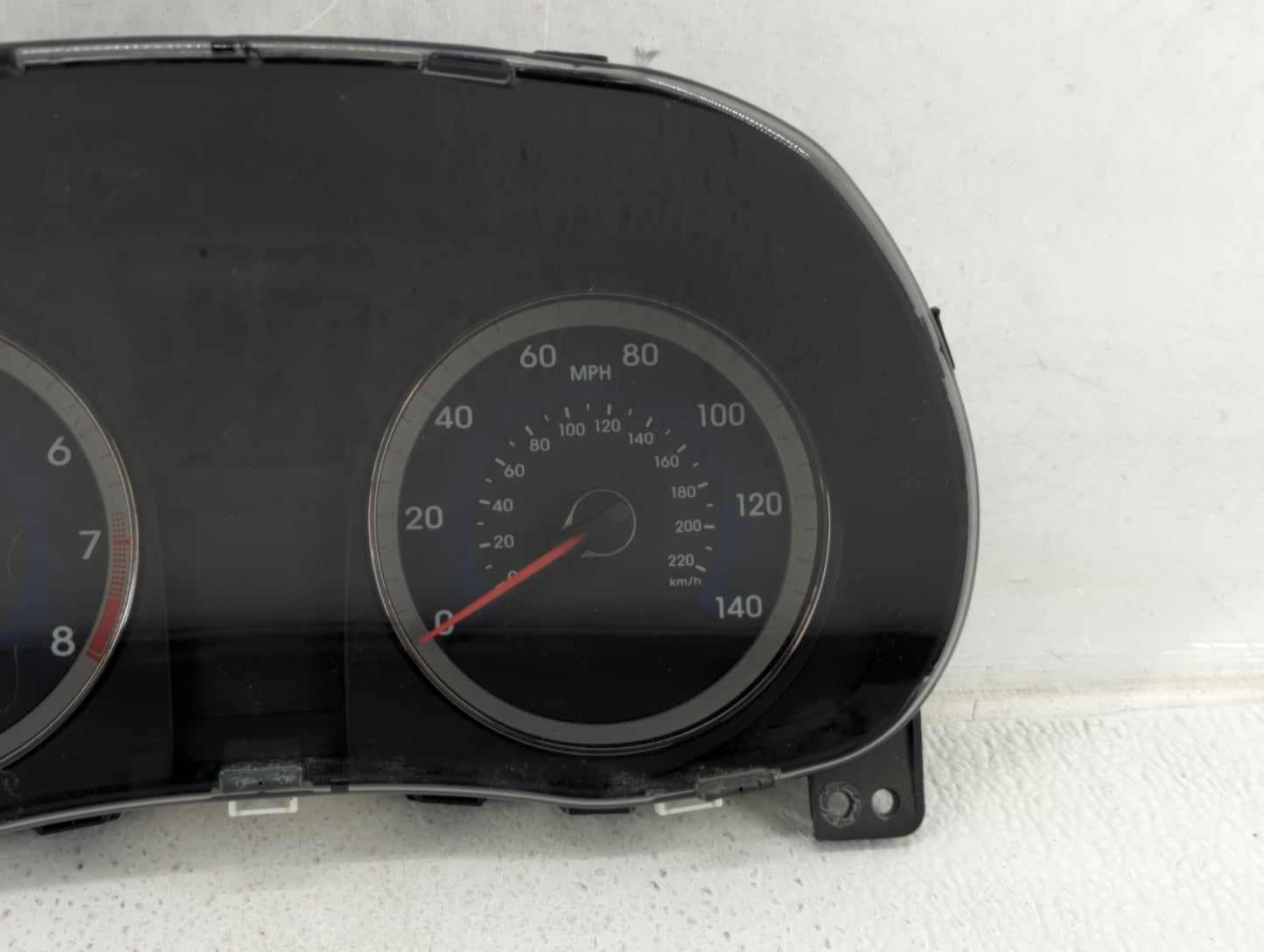 2012-2013 Hyundai Accent Instrument Cluster Speedometer Gauges P/N:94001-1R010 Fits Fits 2012 2013 OEM Used Auto Parts - Oem