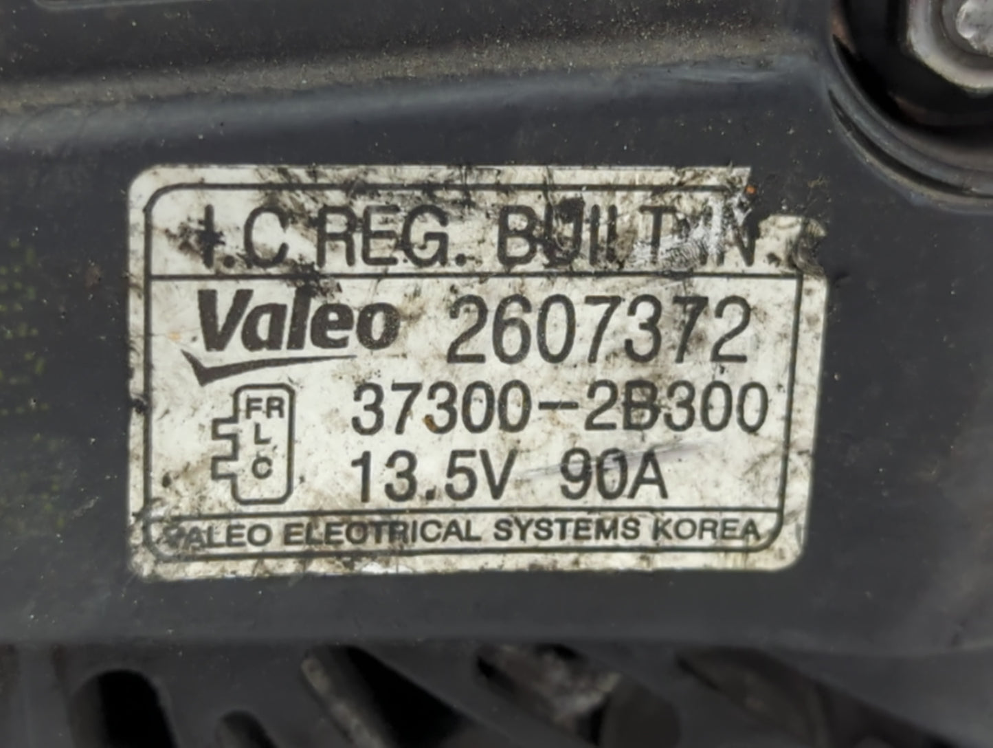 2012-2014 Hyundai Accent Alternator Replacement Generator Charging Assembly Engine OEM P/N:2607372 37300-2B300 Fits OEM Used