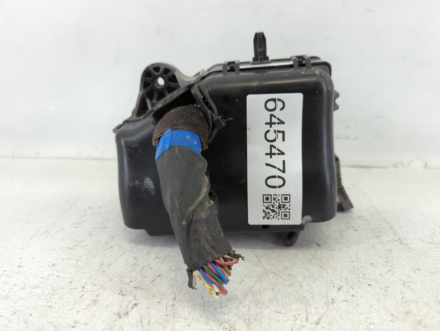 2013-2014 Hyundai Accent Fusebox Fuse Box Panel Relay Module P/N:12704-028 5028, 912211R533 Fits Fits 2013 2014 OEM Used Aut