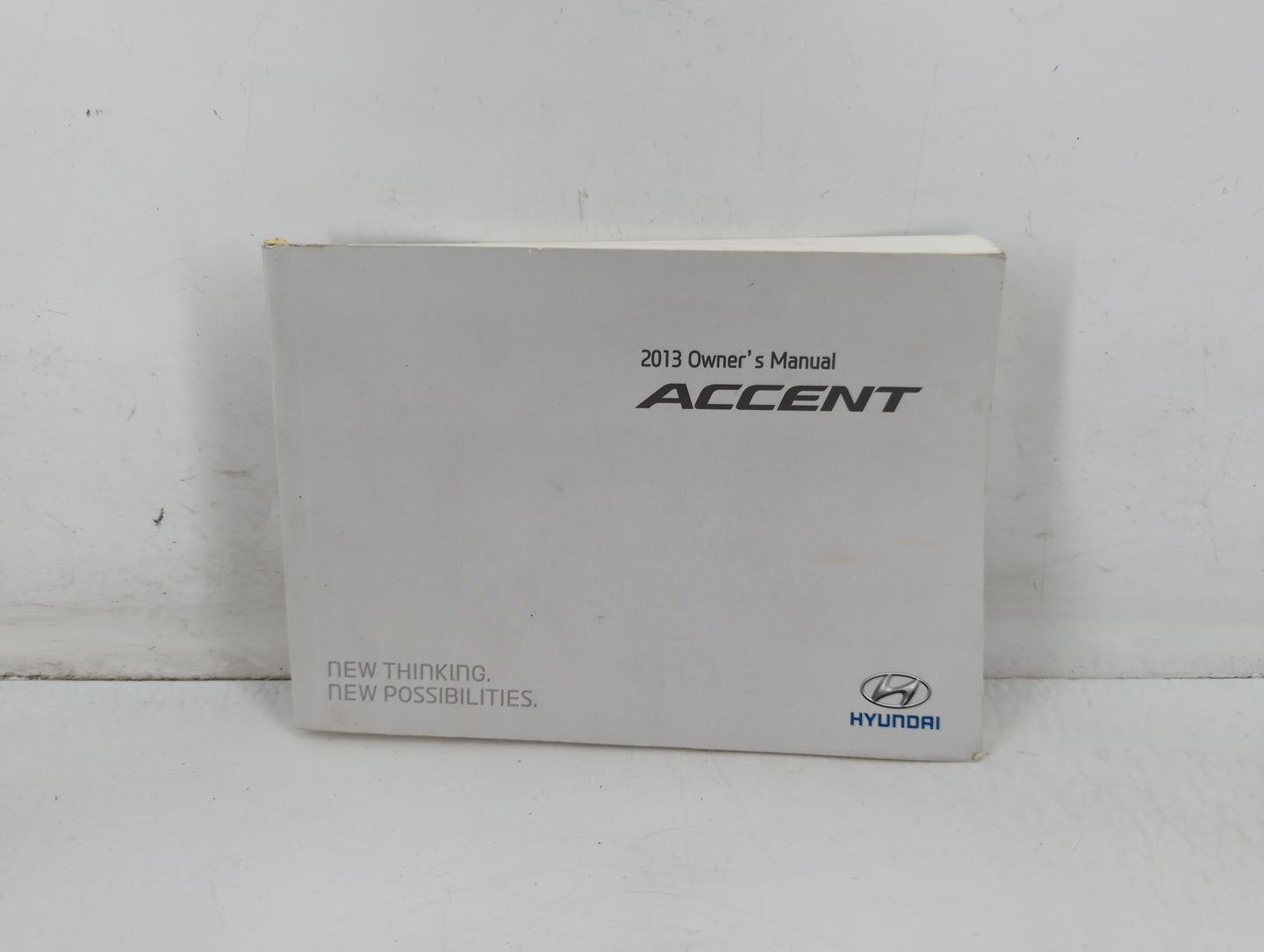 2013 Hyundai Accent Owners Manual Book Guide P/N:D1RO-EU35H OEM Used Auto Parts - Oemusedautoparts1.com