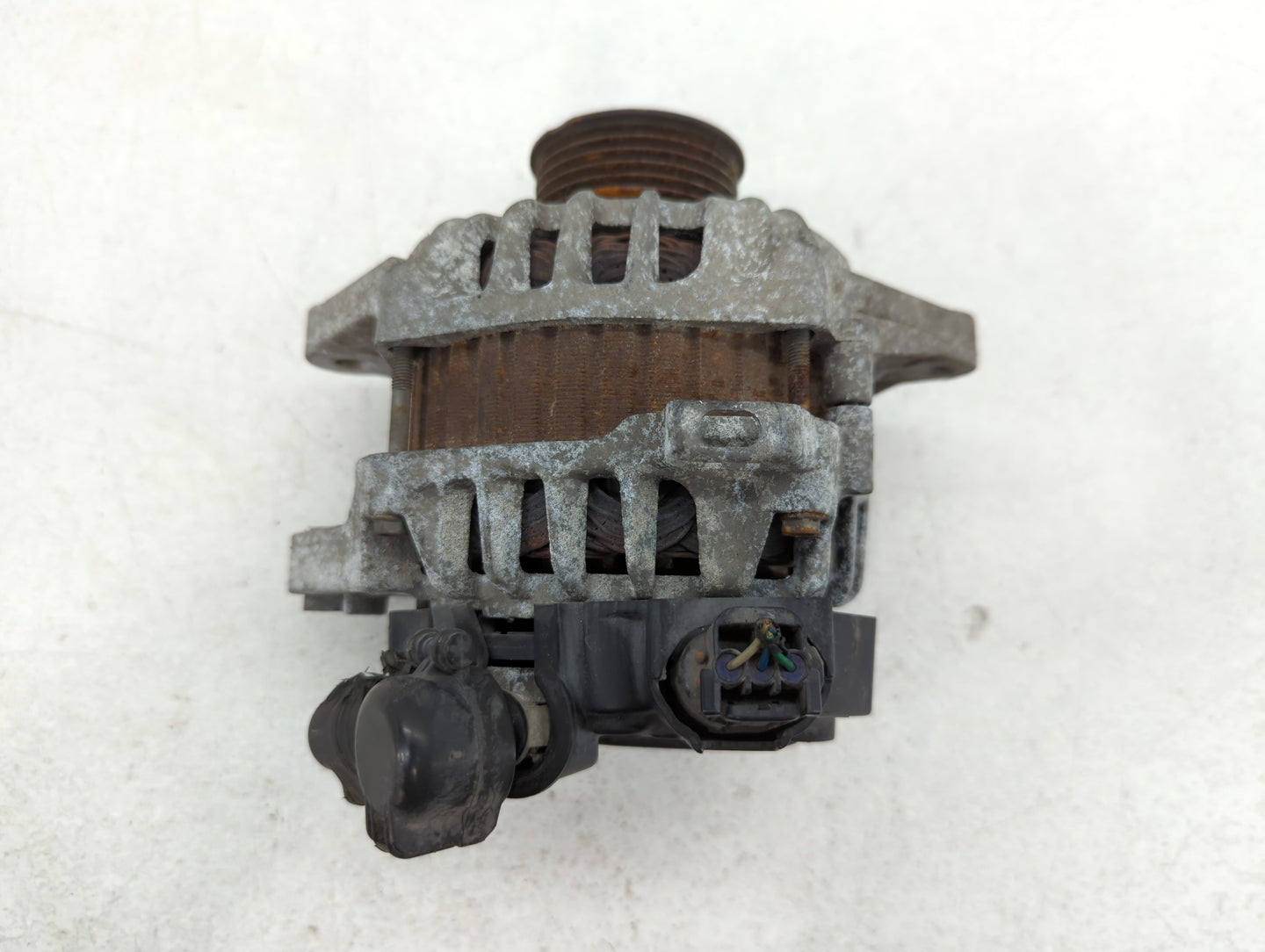 2012-2014 Hyundai Accent Alternator Replacement Generator Charging Assembly Engine OEM P/N:37300-2B300 2607372 Fits OEM Used