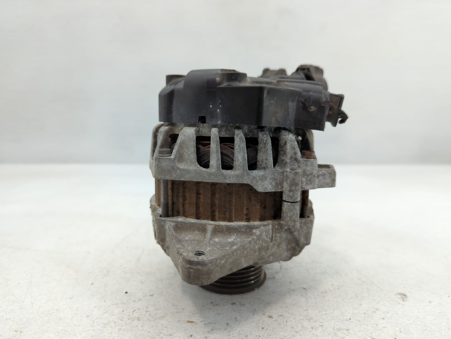 2012-2014 Hyundai Accent Alternator Replacement Generator Charging Assembly Engine OEM P/N:37300-2B300 2607372 Fits OEM Used