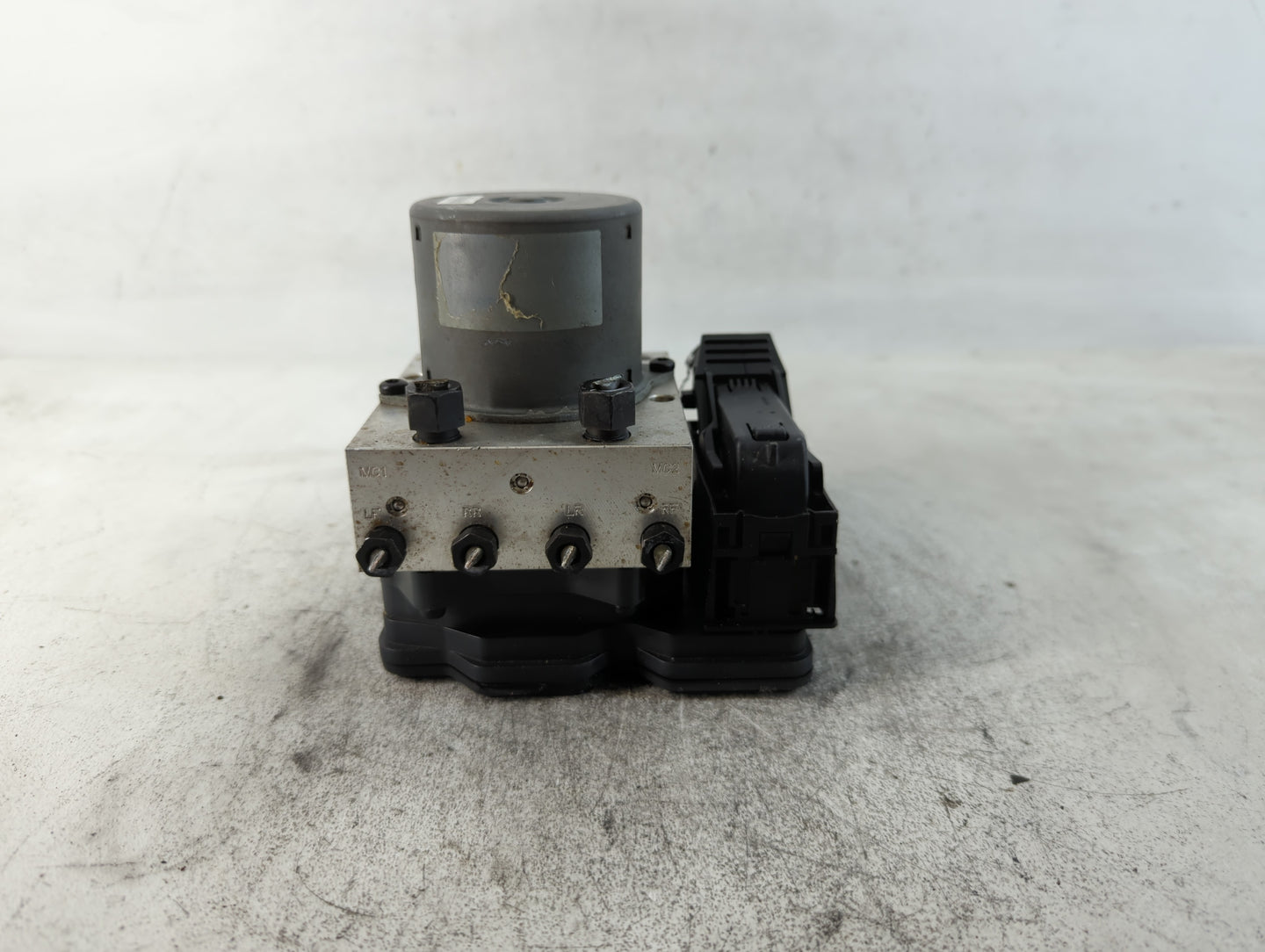 2012-2013 Hyundai Accent ABS Pump Control Module Replacement P/N:BE6003H602 Fits Fits 2012 2013 OEM Used Auto Parts - Oemuse