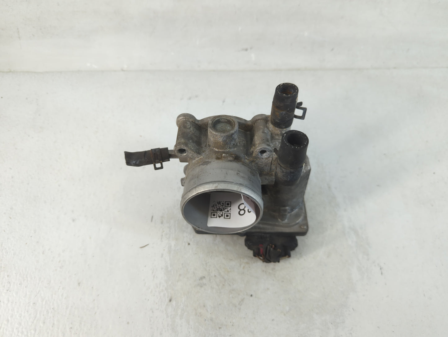 2012-2019 Hyundai Accent Throttle Body P/N:35100-2B300 Fits Fits 2012 2013 2014 2015 2016 2017 2018 2019 OEM Used Auto Parts