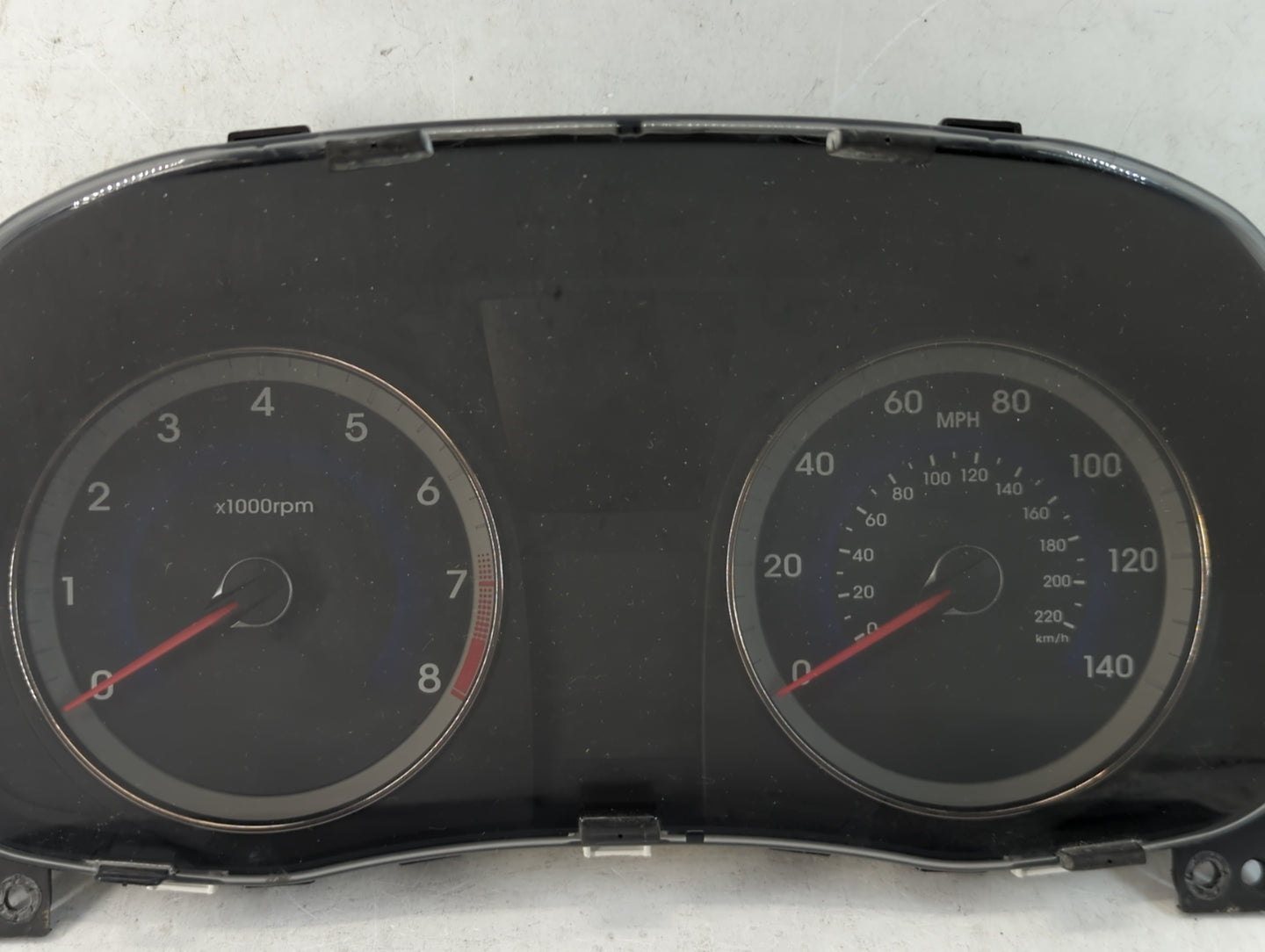 2012-2013 Hyundai Accent Instrument Cluster Speedometer Gauges P/N:94001-1R010 Fits Fits 2012 2013 OEM Used Auto Parts - Oem