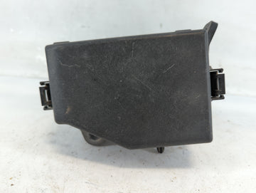 2012-2013 Hyundai Accent Fusebox Fuse Box Panel Relay Module P/N:91221-1R713 Fits Fits 2012 2013 OEM Used Auto Parts - Oemus