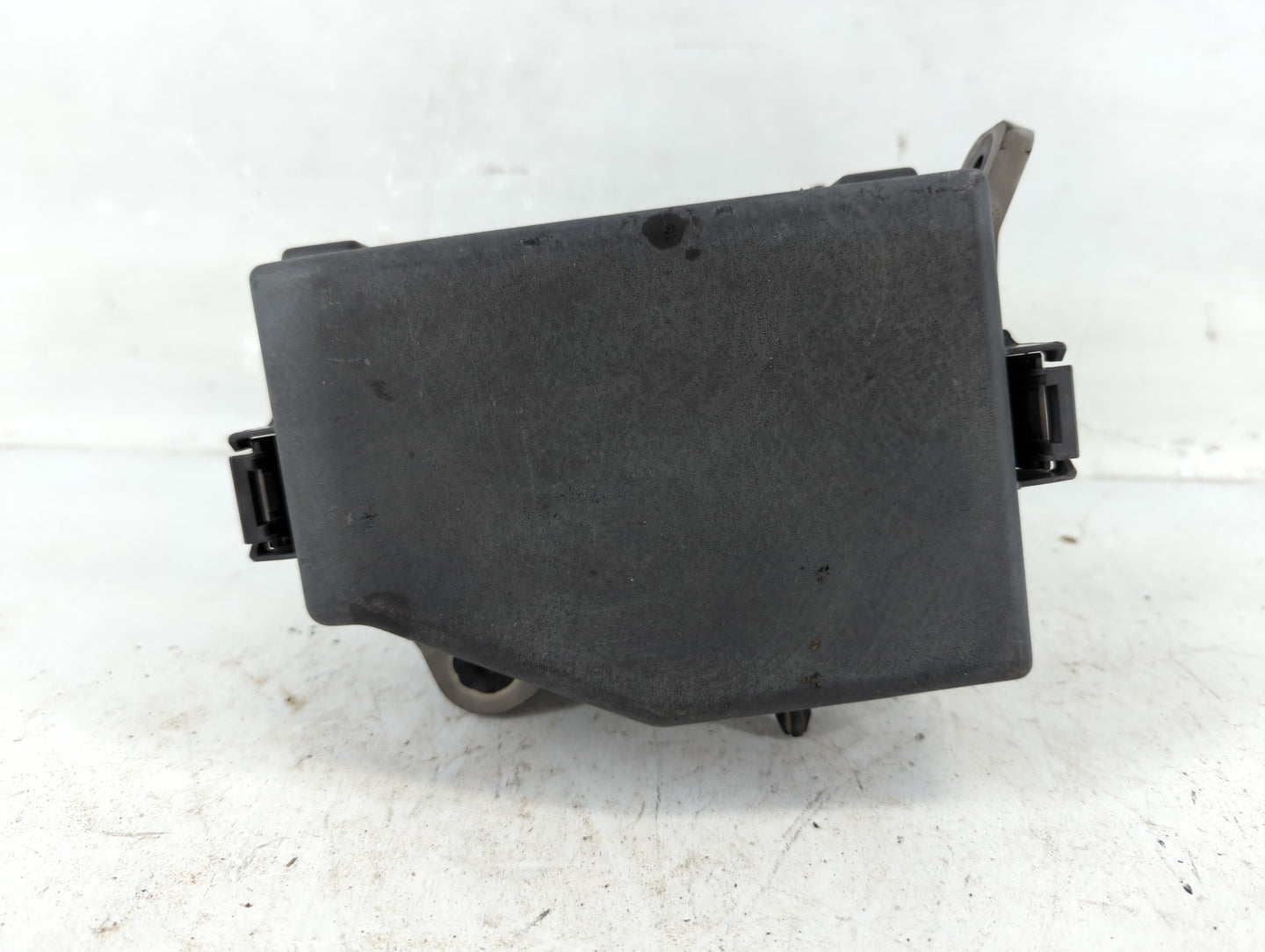 2013-2014 Hyundai Accent Fusebox Fuse Box Panel Relay Module P/N:912211R474 Fits Fits 2013 2014 OEM Used Auto Parts - Oemuse