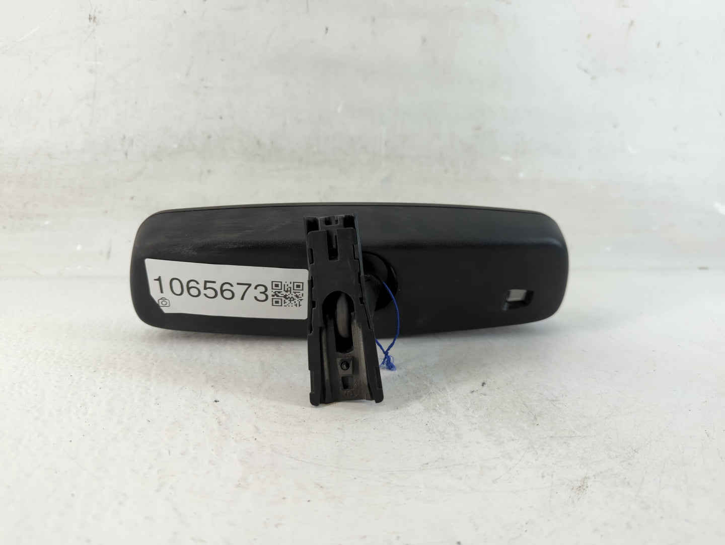 2012-2017 Hyundai Azera Interior Rear View Mirror Replacement OEM P/N:E11026666 Fits OEM Used Auto Parts - Oemusedautoparts1