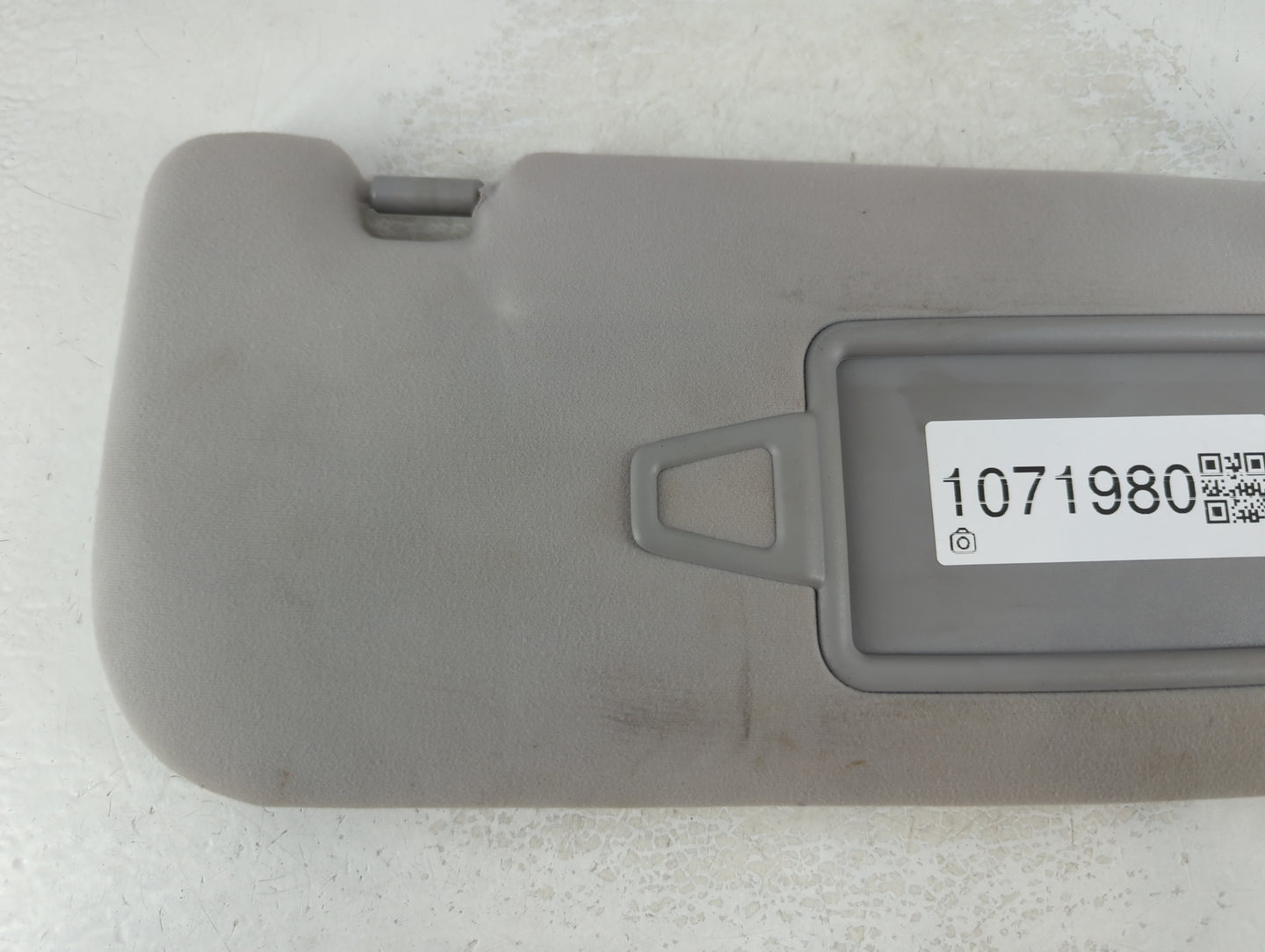 2012-2017 Hyundai Azera Sun Visor Shade Replacement Driver Left Mirror Fits Fits 2012 2013 2014 2015 2016 2017 OEM Used Auto