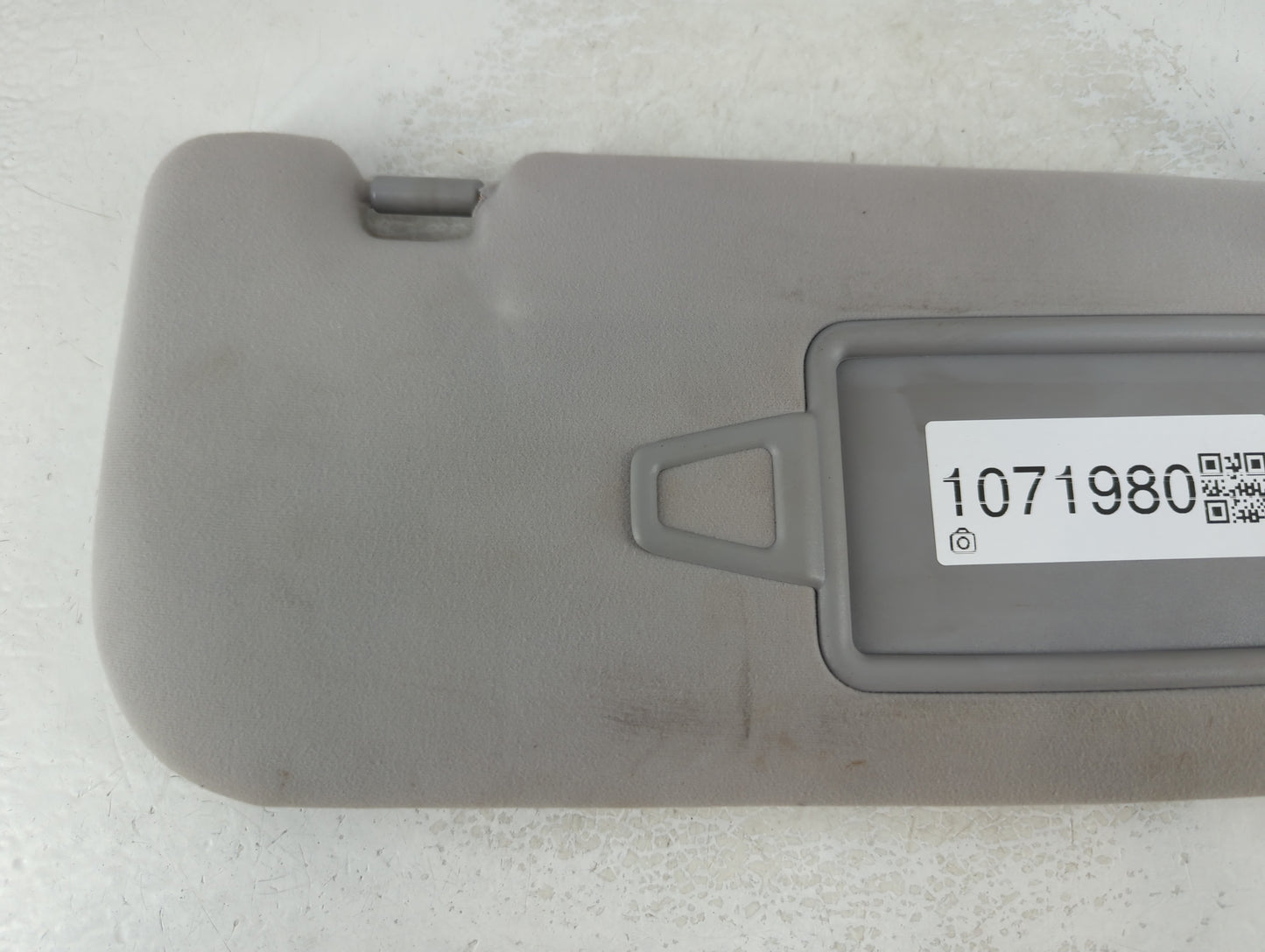 2012-2017 Hyundai Azera Sun Visor Shade Replacement Driver Left Mirror Fits Fits 2012 2013 2014 2015 2016 2017 OEM Used Auto