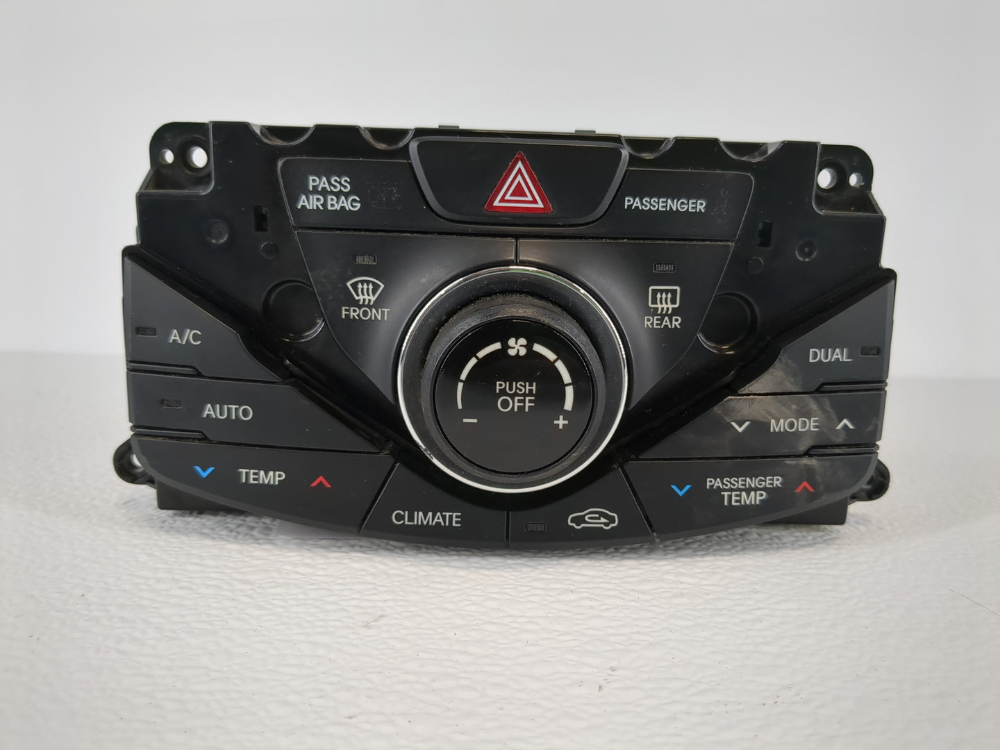 2012-2013 Hyundai Azera Climate Control Module Temperature AC/Heater Replacement P/N:97250-3V551 Fits Fits 2012 2013 OEM Use