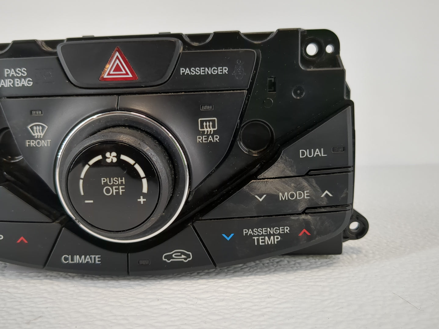 2012-2013 Hyundai Azera Climate Control Module Temperature AC/Heater Replacement P/N:97250-3V551 Fits Fits 2012 2013 OEM Use