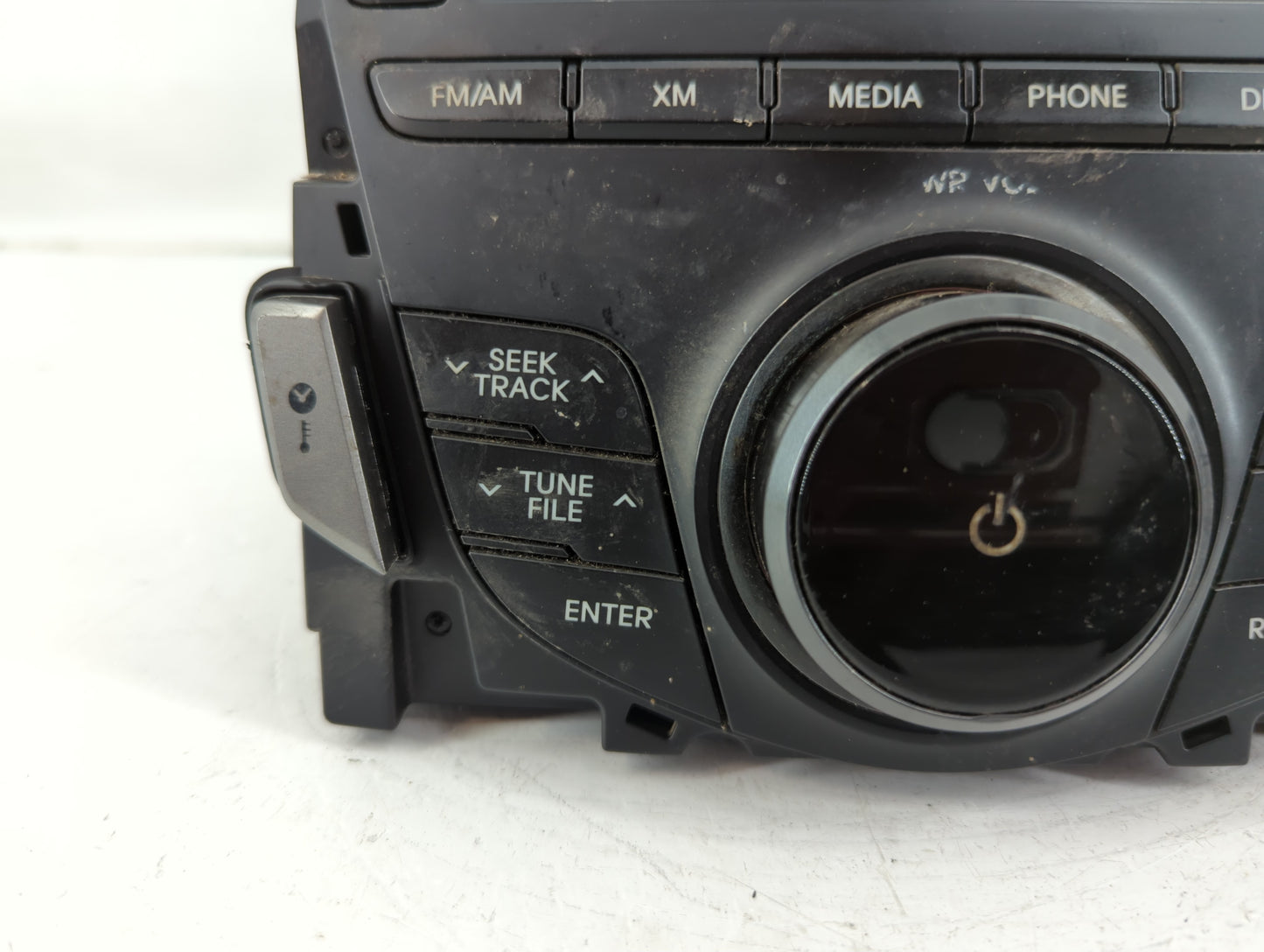 2012-2013 Hyundai Azera Radio AM FM Cd Player Receiver Replacement P/N:96560-3V4514X Fits Fits 2012 2013 OEM Used Auto Parts