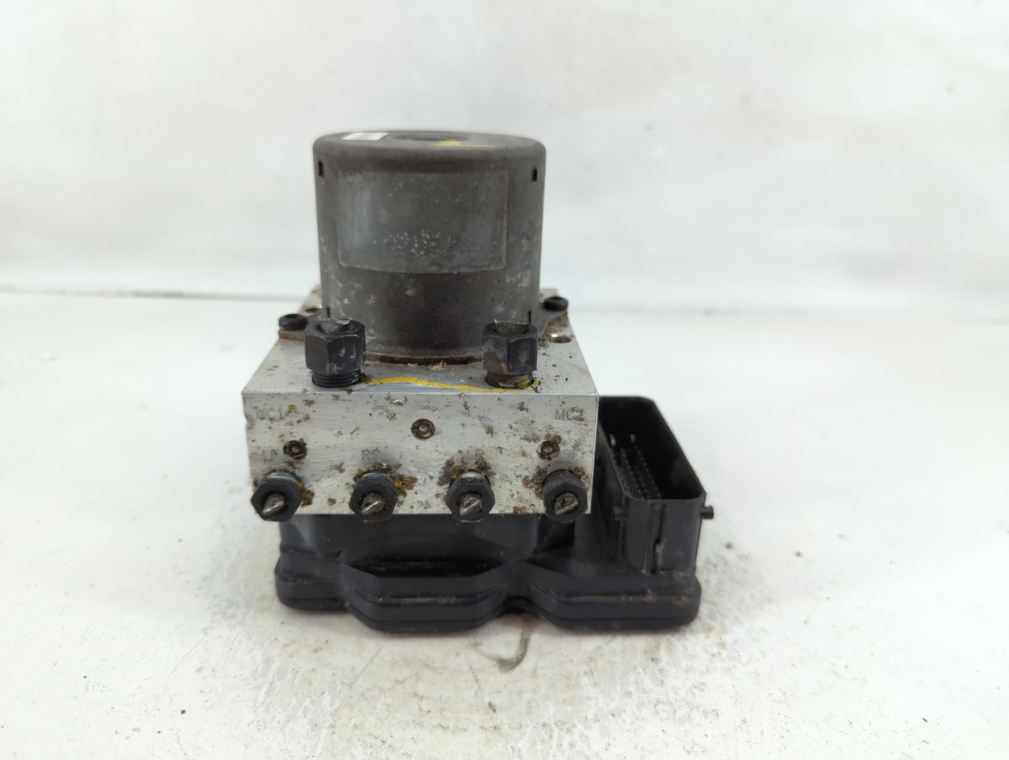 2012-2014 Hyundai Azera ABS Pump Control Module Replacement P/N:BE6003F502 Fits Fits 2012 2013 2014 OEM Used Auto Parts - Oe