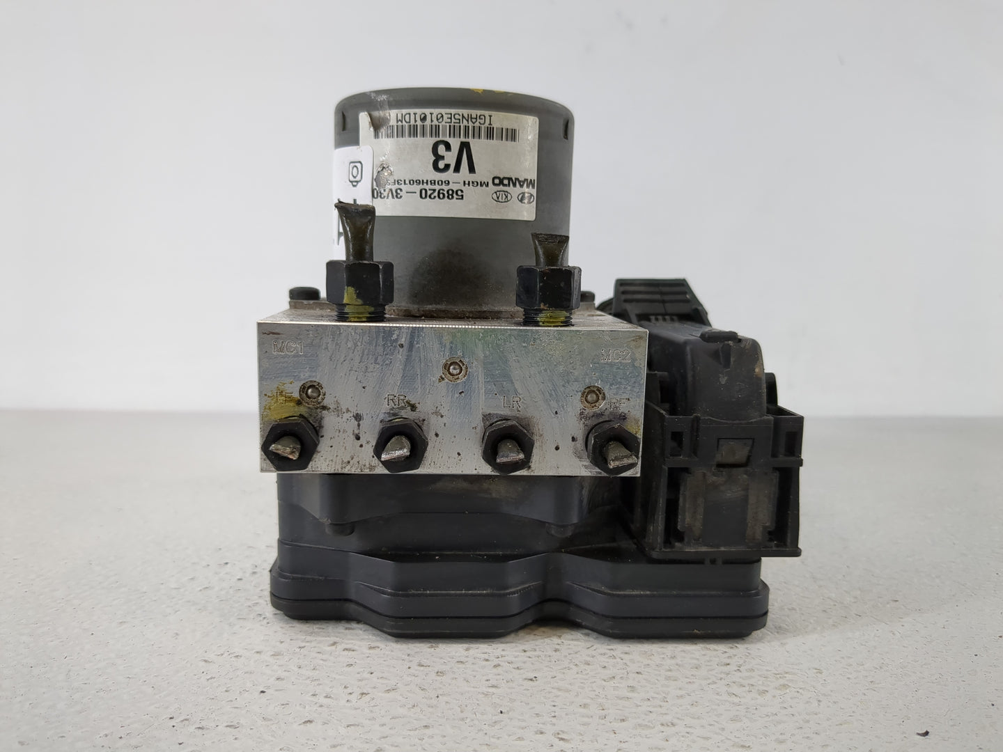 2012-2014 Hyundai Azera ABS Pump Control Module Replacement P/N:58920-3V300 Fits Fits 2012 2013 2014 OEM Used Auto Parts - O