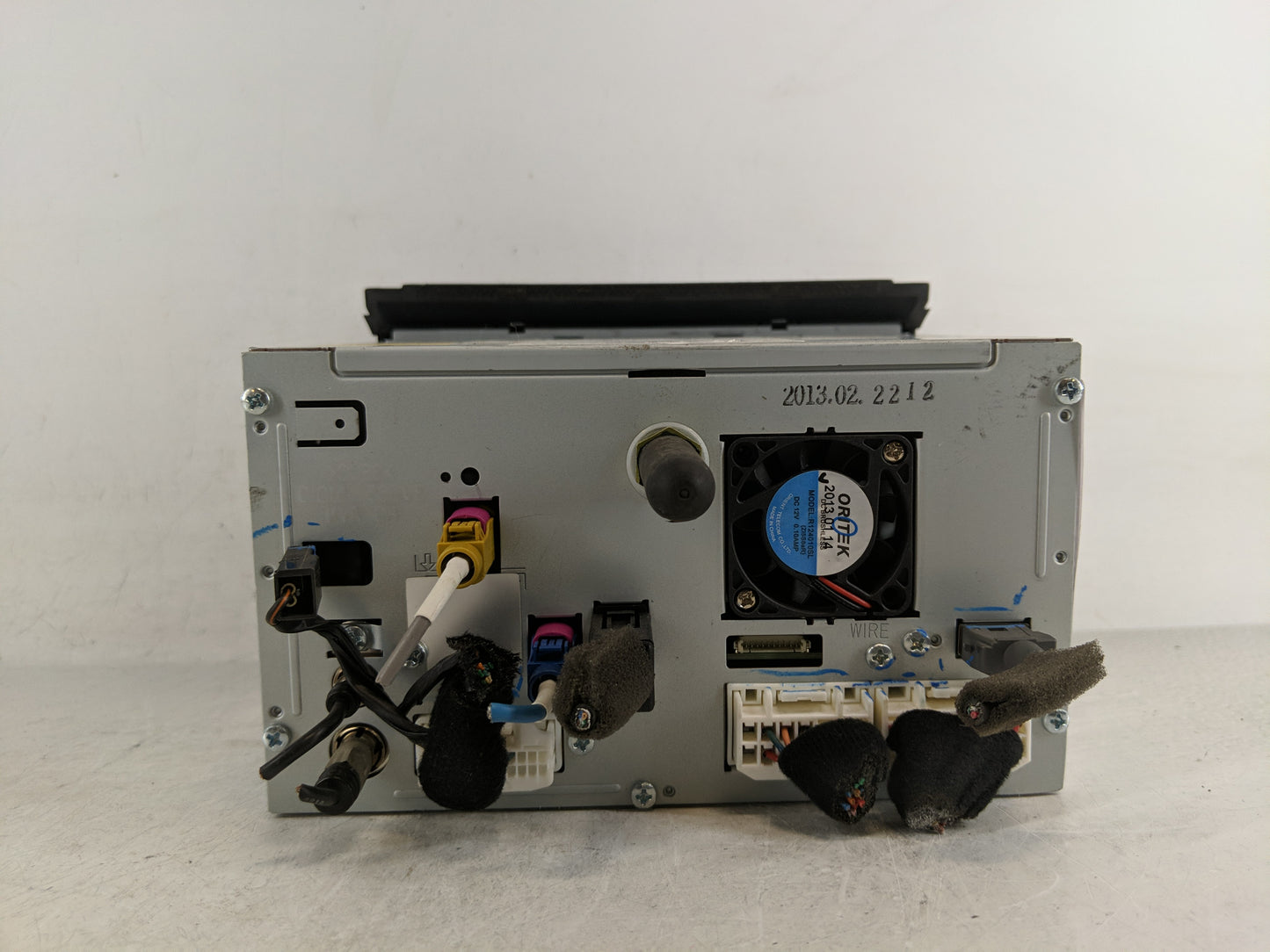 2012-2013 Hyundai Azera Radio AM FM Cd Player Receiver Replacement P/N:96560-3V4514X Fits Fits 2012 2013 OEM Used Auto Parts