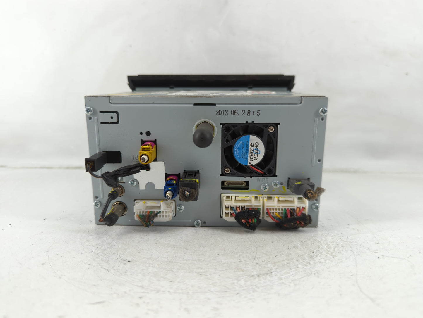 2012-2013 Hyundai Azera Radio AM FM Cd Player Receiver Replacement P/N:96560-3V4014X Fits Fits 2012 2013 OEM Used Auto Parts