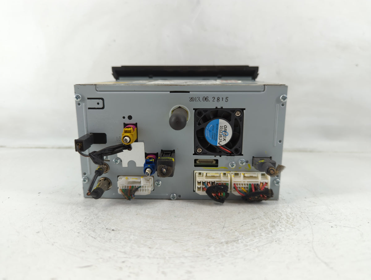 2012-2013 Hyundai Azera Radio AM FM Cd Player Receiver Replacement P/N:96560-3V4014X Fits 2012 2013 OEM Used Auto Parts - Oe
