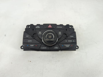 2012-2013 Hyundai Azera Climate Control Module Temperature AC/Heater Replacement Fits Fits 2012 2013 OEM Used Auto Parts - O