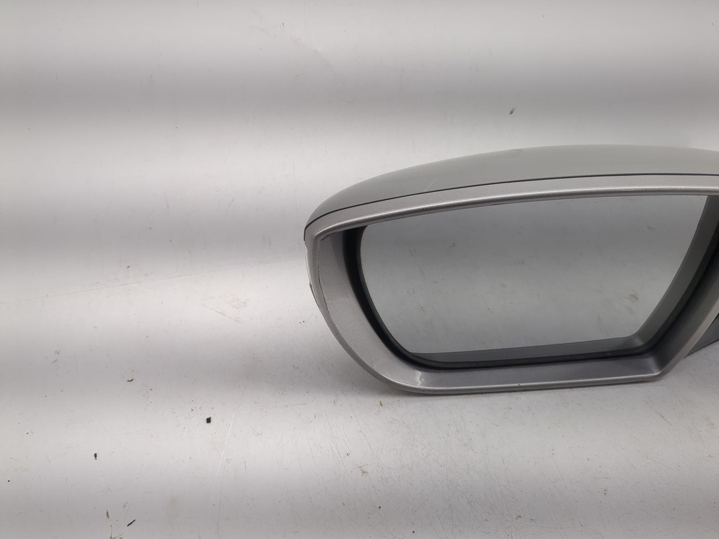 2012-2013 Hyundai Azera Side Mirror Replacement Driver Left View Door Mirror P/N:E4023505 Fits Fits 2012 2013 OEM Used Auto 