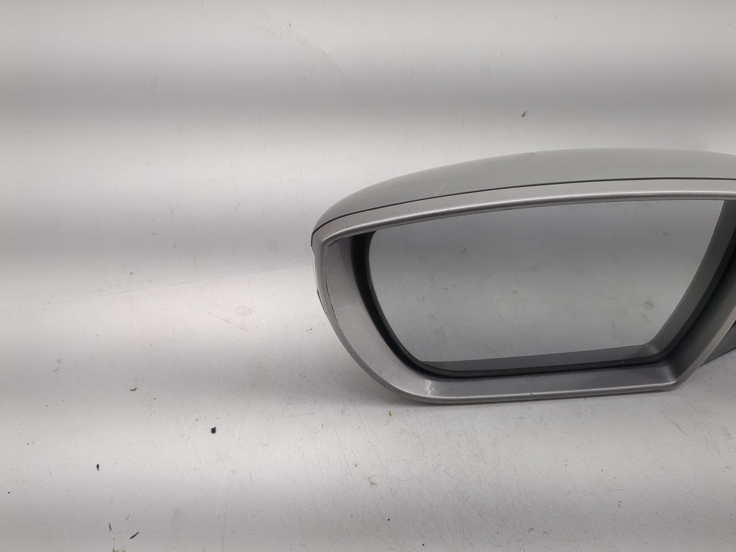 2012-2013 Hyundai Azera Side Mirror Replacement Driver Left View Door Mirror P/N:E4023505 Fits Fits 2012 2013 OEM Used Auto 