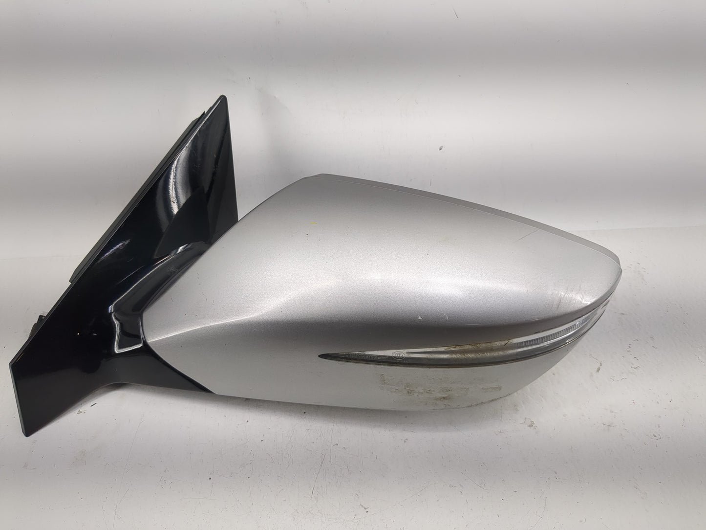 2012-2013 Hyundai Azera Side Mirror Replacement Driver Left View Door Mirror P/N:E4023505 Fits Fits 2012 2013 OEM Used Auto 