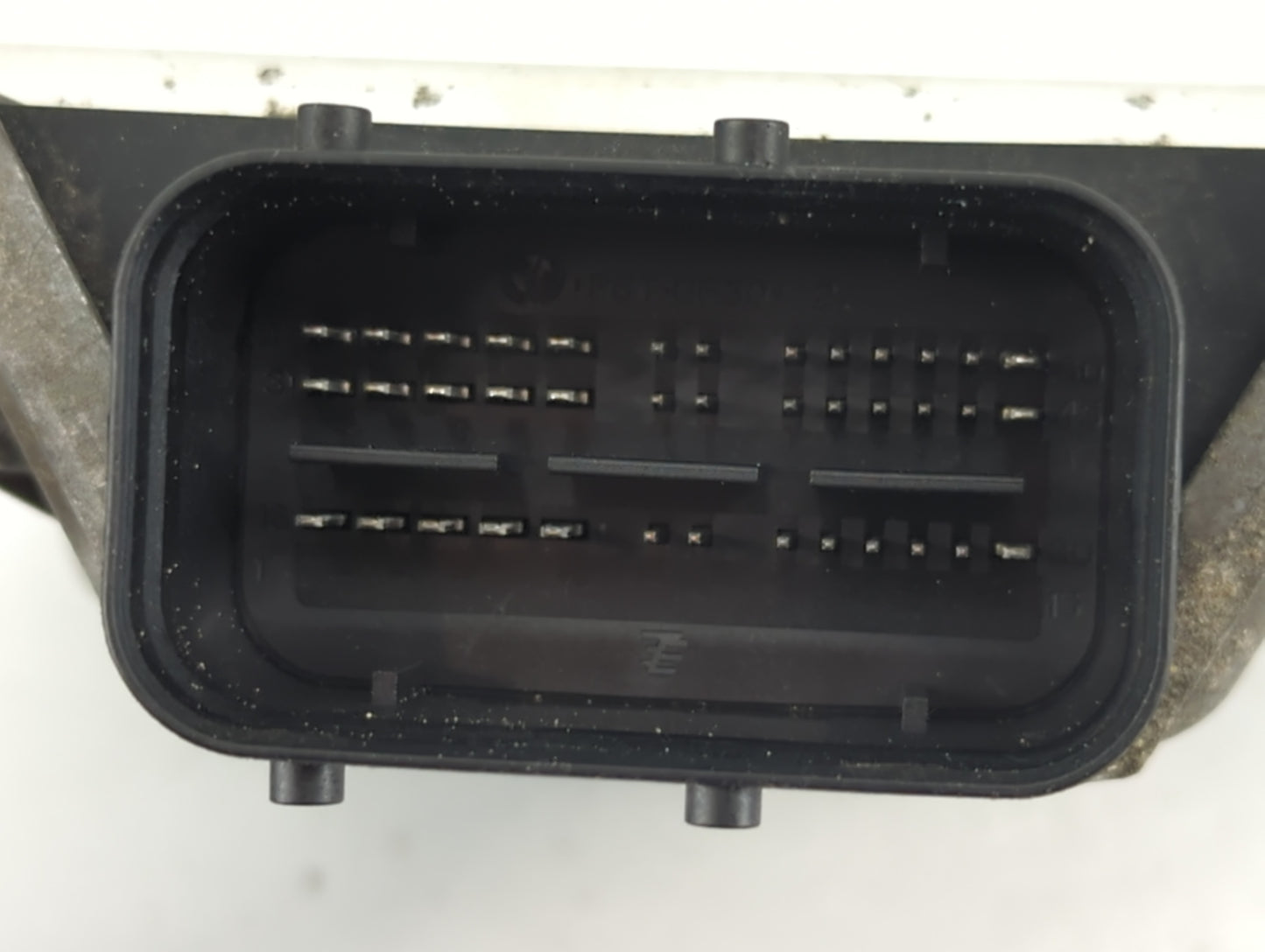 2012-2017 Hyundai Azera PCM Engine Control Computer ECU ECM PCU OEM P/N:39172-3C010 Fits Fits 2012 2013 2014 2015 2016 2017 
