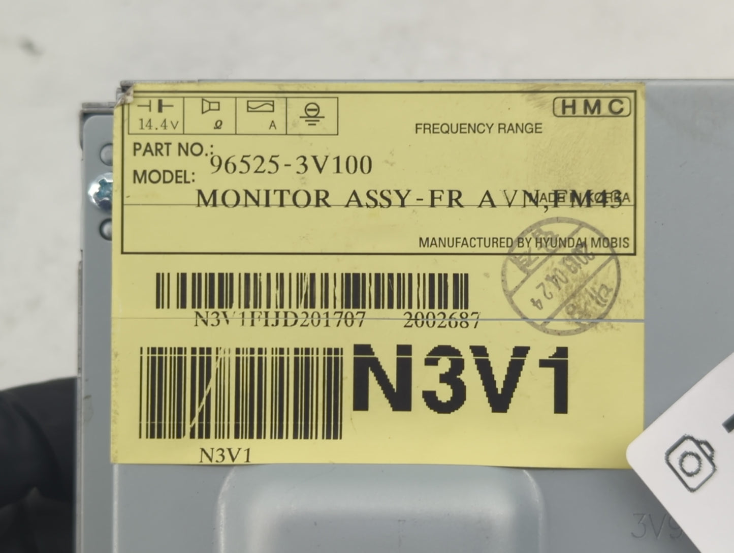 2012-2013 Hyundai Azera Information Display Screen - Oemusedautoparts1.com