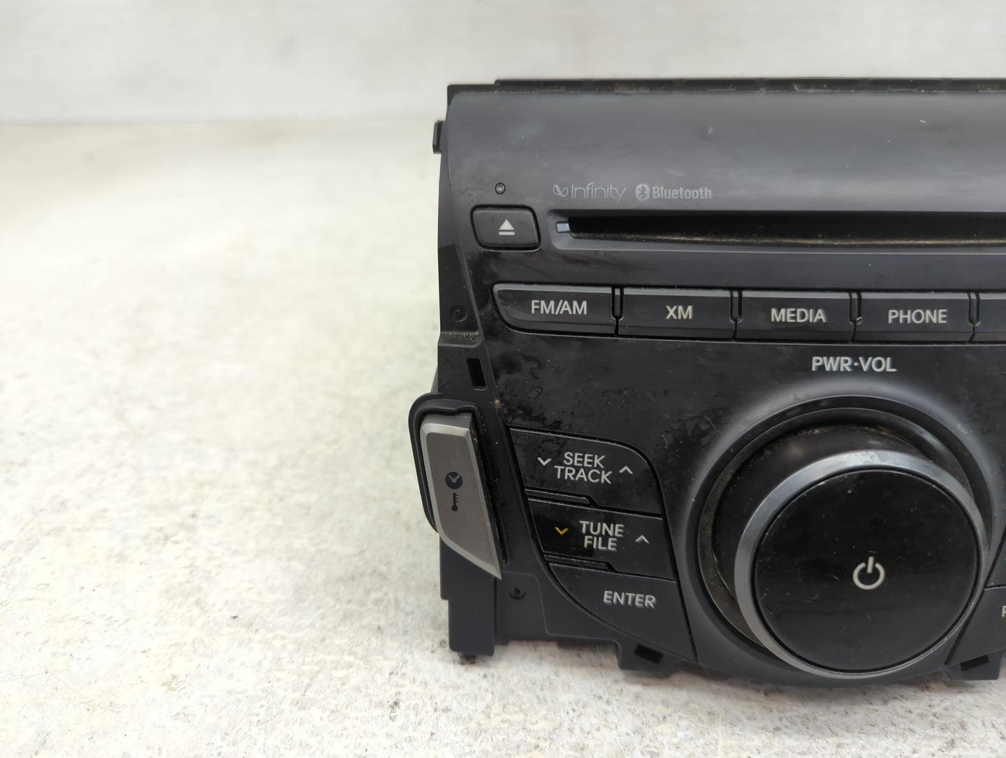 2012-2013 Hyundai Azera Radio AM FM Cd Player Receiver Replacement P/N:96560-3V4014X Fits Fits 2012 2013 OEM Used Auto Parts