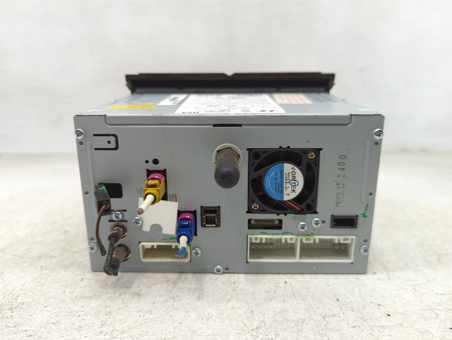 2012-2013 Hyundai Azera Radio AM FM Cd Player Receiver Replacement P/N:96560-3V4514X Fits Fits 2012 2013 OEM Used Auto Parts