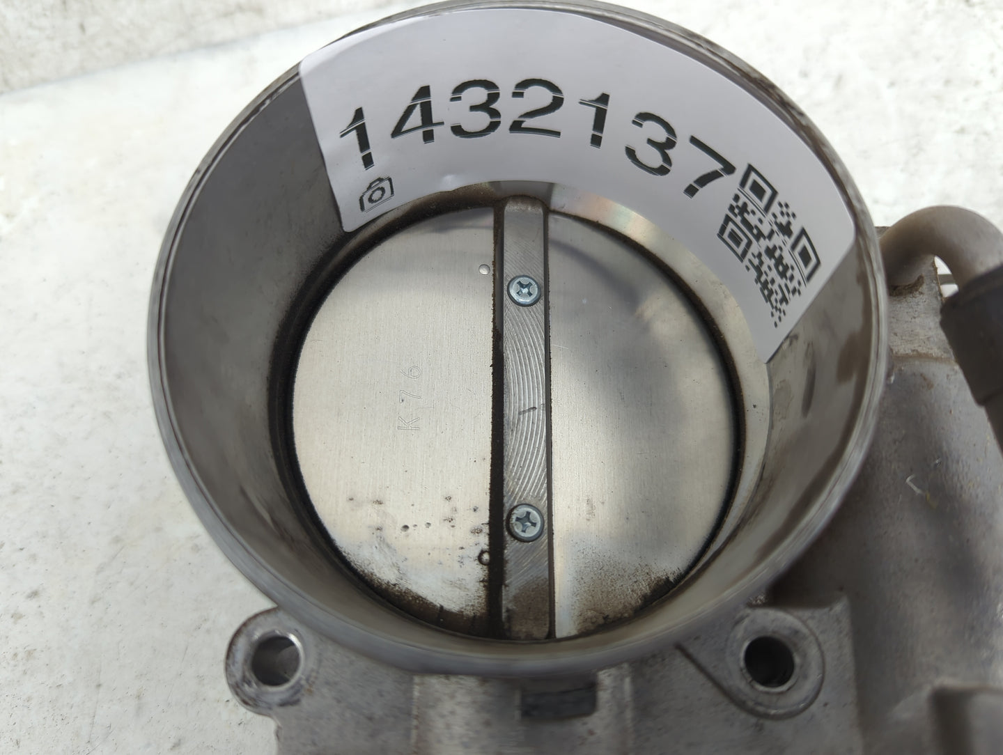 2012-2017 Hyundai Azera Throttle Body P/N:35100-3CAA0 Fits Fits 2012 2013 2014 2015 2016 2017 2018 OEM Used Auto Parts - Oem