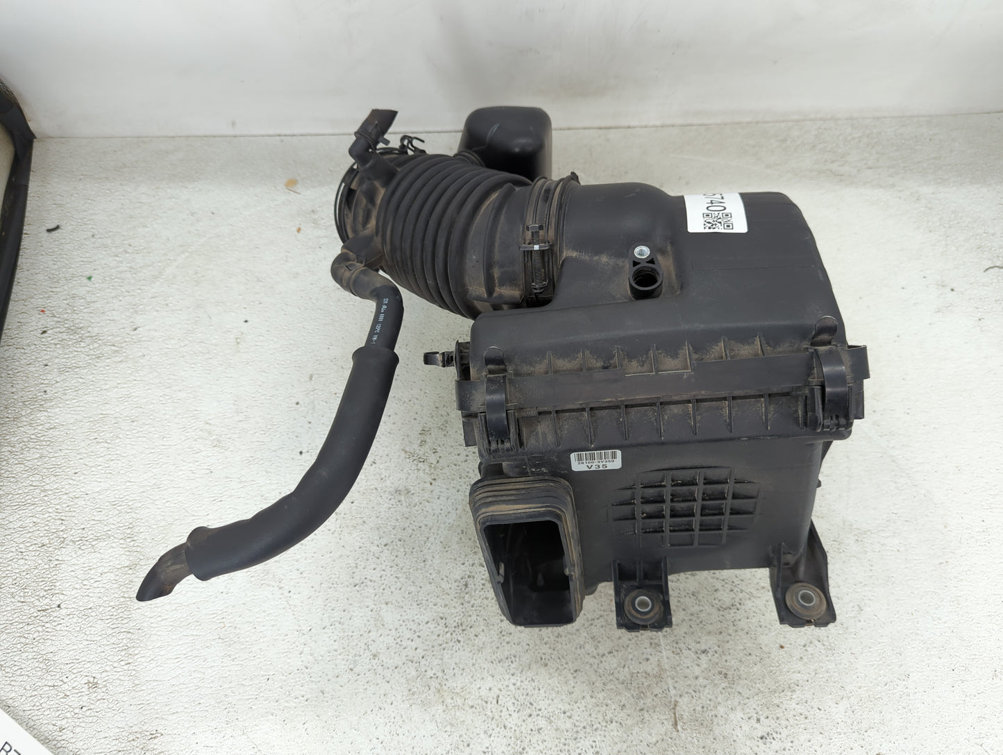 2012-2017 Hyundai Azera Air Cleaner Intake-duct Hose Tube - Oemusedautoparts1.com