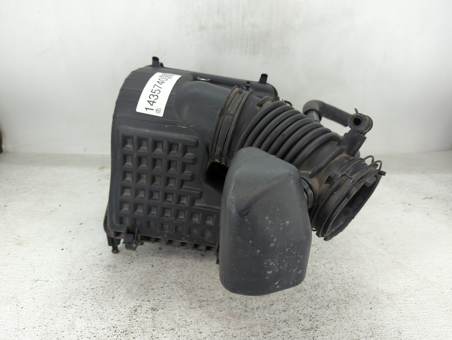 2012-2017 Hyundai Azera Air Cleaner Intake-duct Hose Tube - Oemusedautoparts1.com