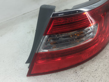 2012-2017 Hyundai Azera Tail Light Assembly Passenger Right OEM Fits Fits 2012 2013 2014 2015 2016 2017 OEM Used Auto Parts