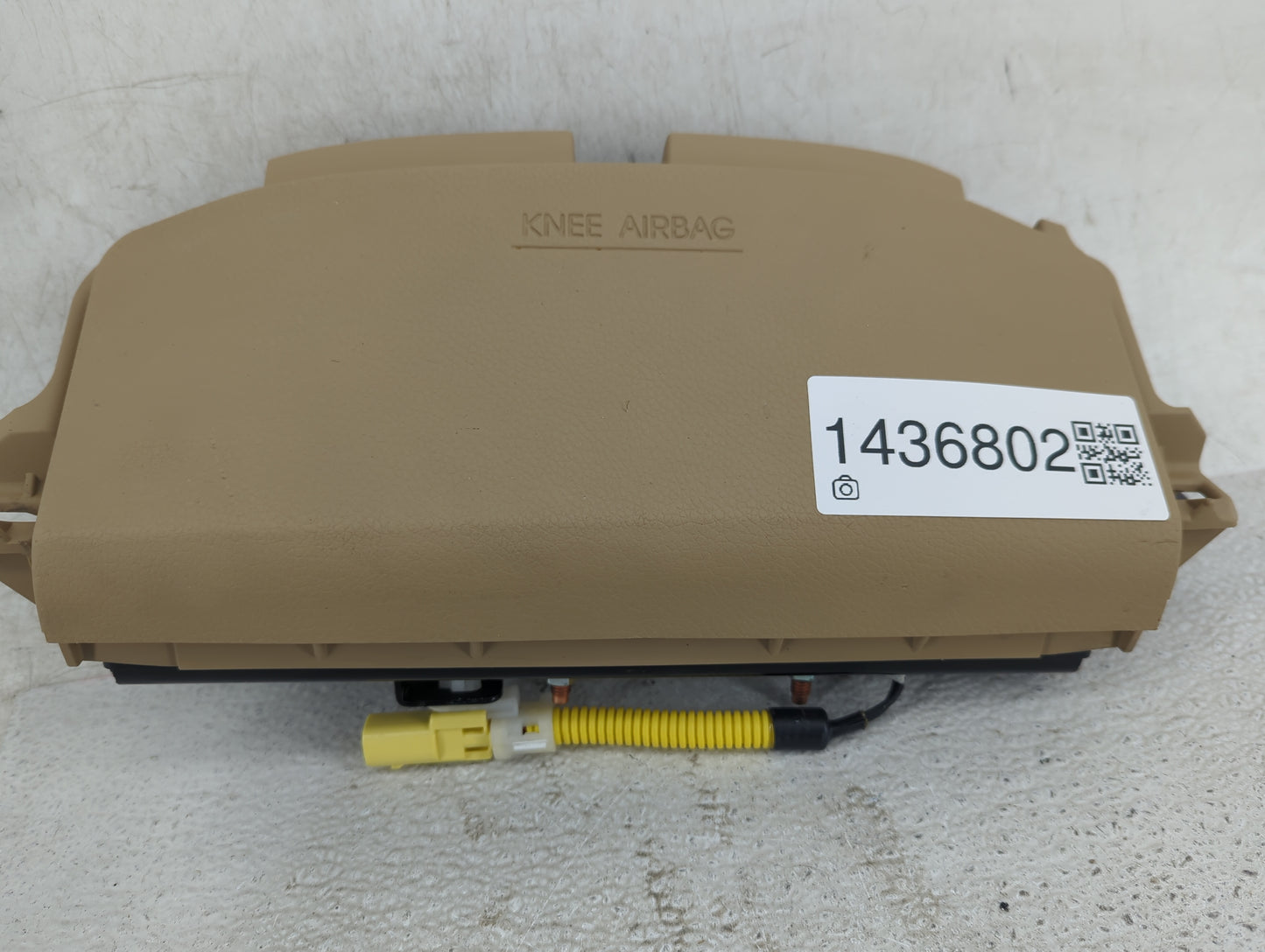 2013 Hyundai Azera Air Bag Driver Left Knee OEM P/N:56970-3V500 Fits OEM Used Auto Parts - Oemusedautoparts1.com