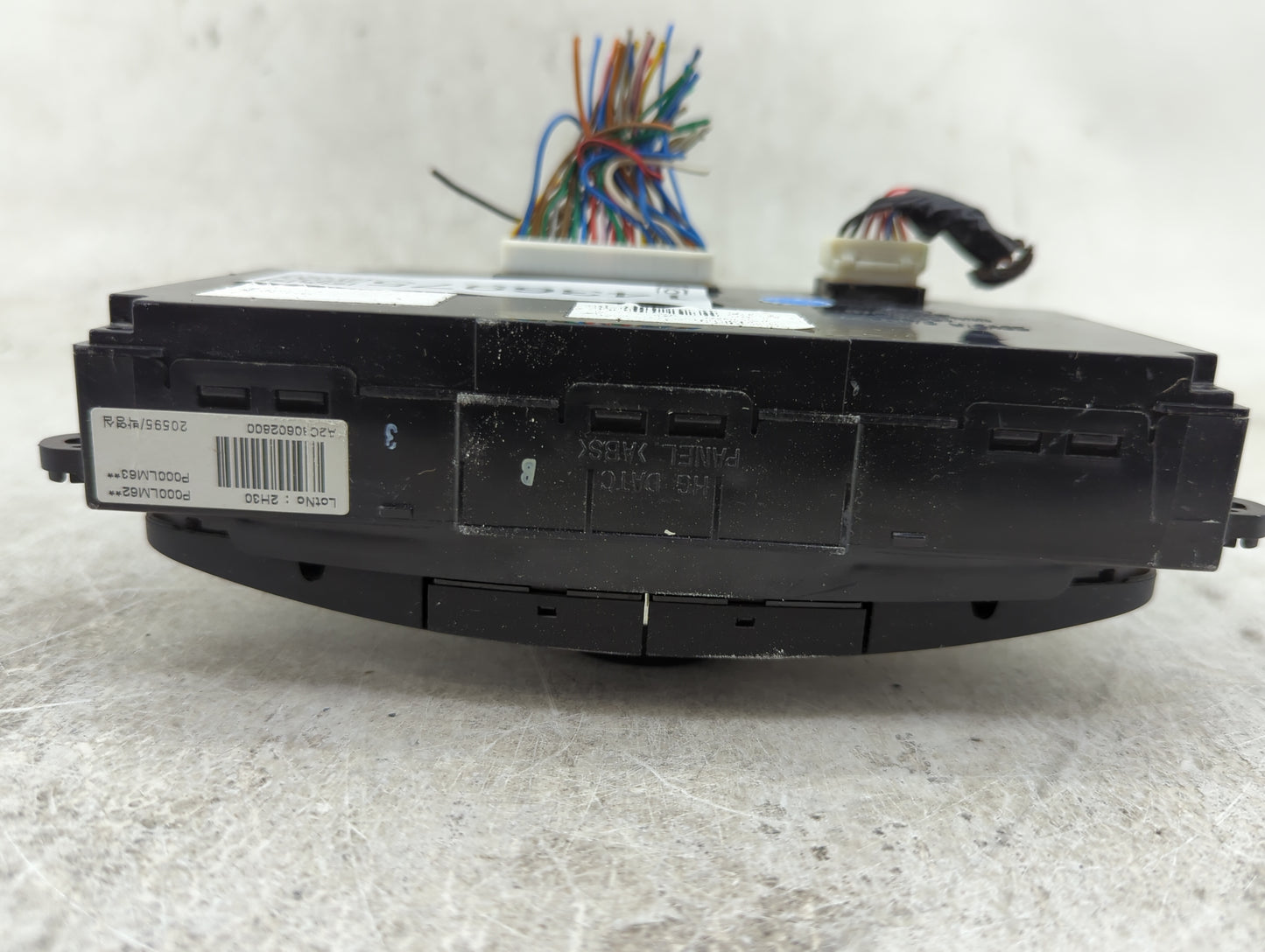 2013 Hyundai Azera Climate Control Module Temperature AC/Heater Replacement P/N:97250-3VXXX Fits OEM Used Auto Parts - Oemus
