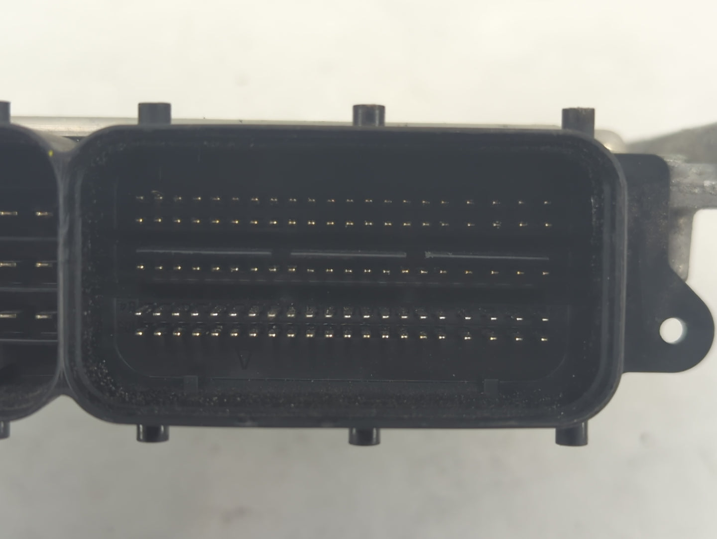 2012-2017 Hyundai Azera PCM Engine Control Computer ECU ECM PCU OEM P/N:CPLA-12B684-YE 0 261 S08 759 Fits OEM Used Auto Part