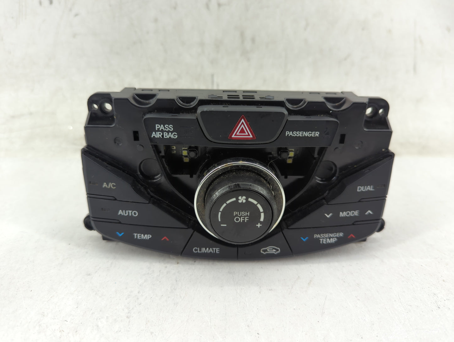 2012-2013 Hyundai Azera Climate Control Module Temperature AC/Heater Replacement P/N:97250-3V551 Fits Fits 2012 2013 OEM Use