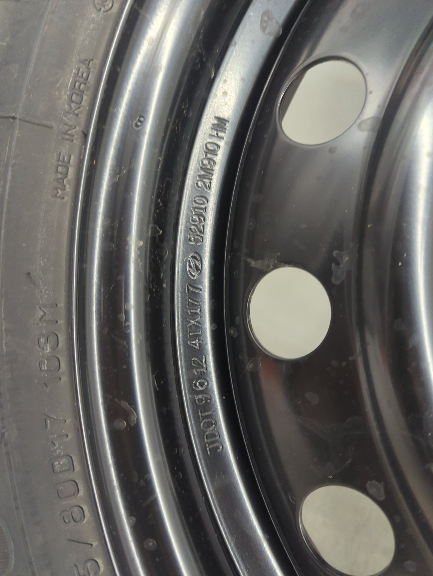 2012-2017 Hyundai Azera Spare Donut Tire Wheel Rim Oem - Oemusedautoparts1.com