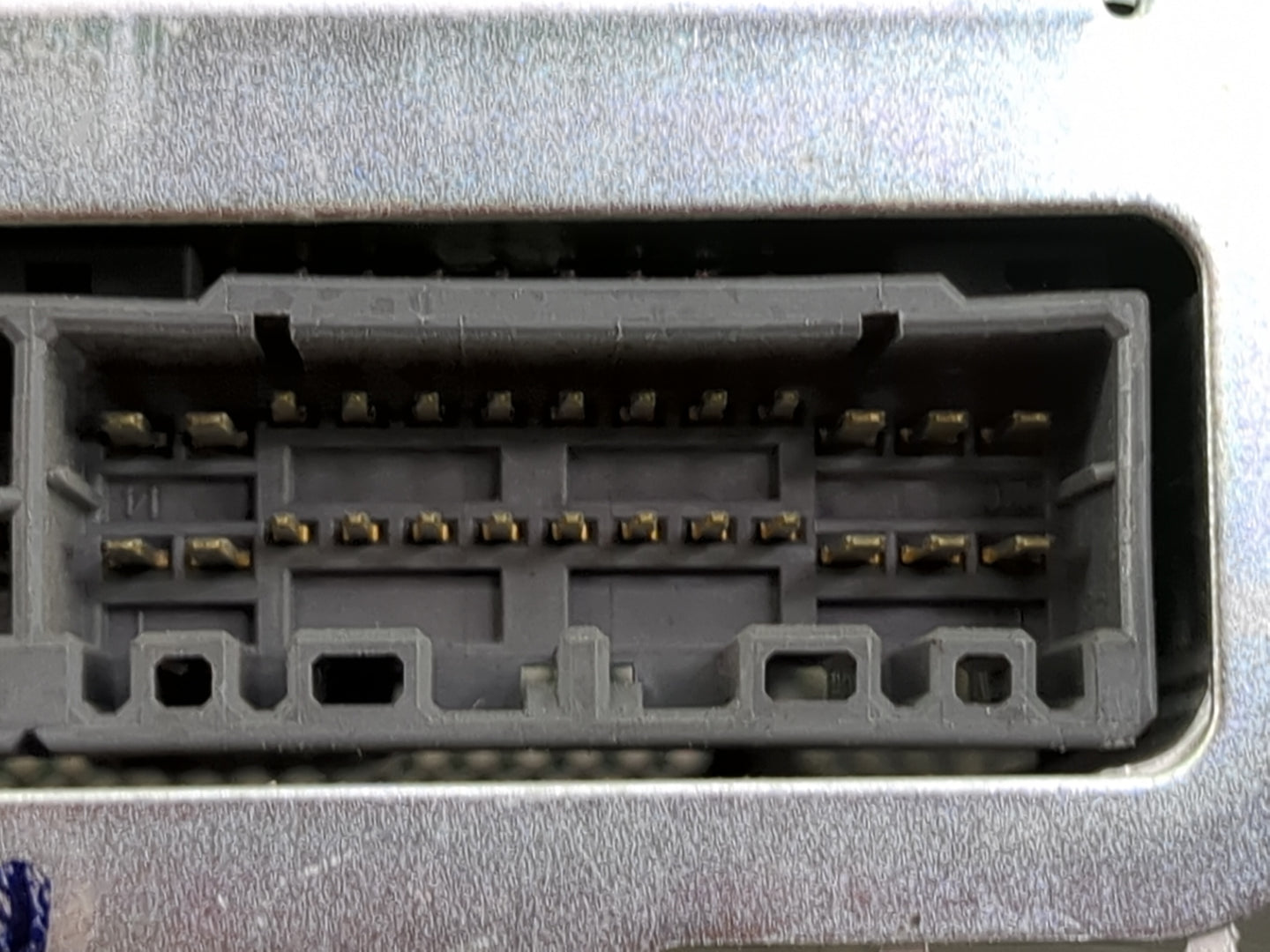 2012-2014 Hyundai Azera Radio Speaker Amplifier 96370-3v201 - Oemusedautoparts1.com