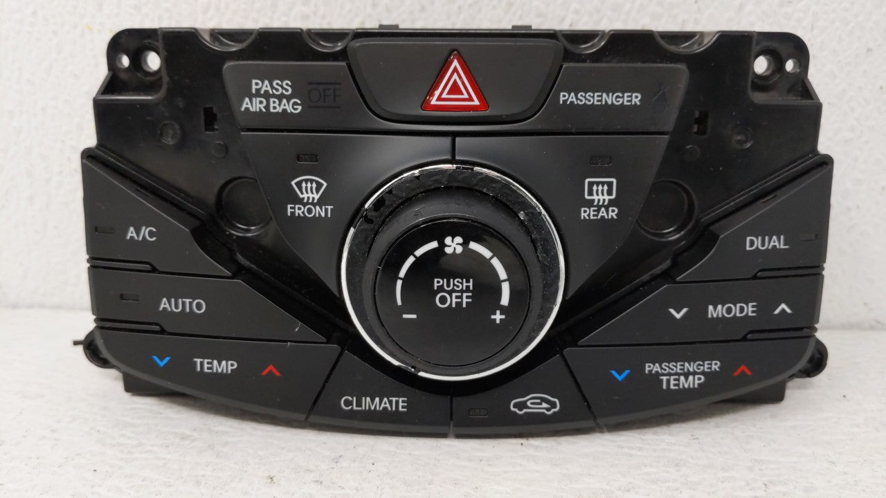2012-2013 Hyundai Azera Climate Control Module Temperature AC/Heater Replacement P/N:97250-3V550 97250-3V551 Fits Fits 2012 