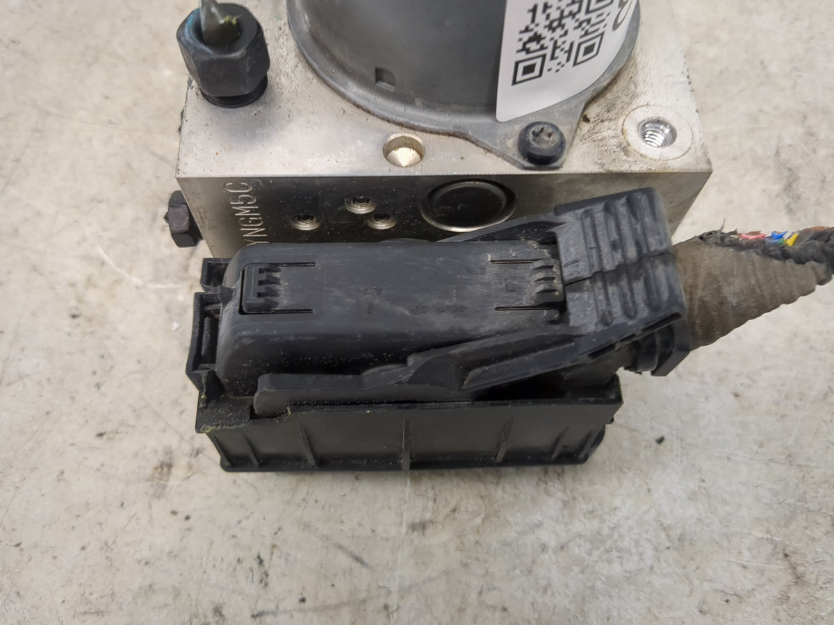 2012-2014 Hyundai Azera Anti-Lock Brake ABS Pump Module Actuator OEM P/N:58920-3V300 BE6003F502 Fits Fits 2012 2013 2014 OEM