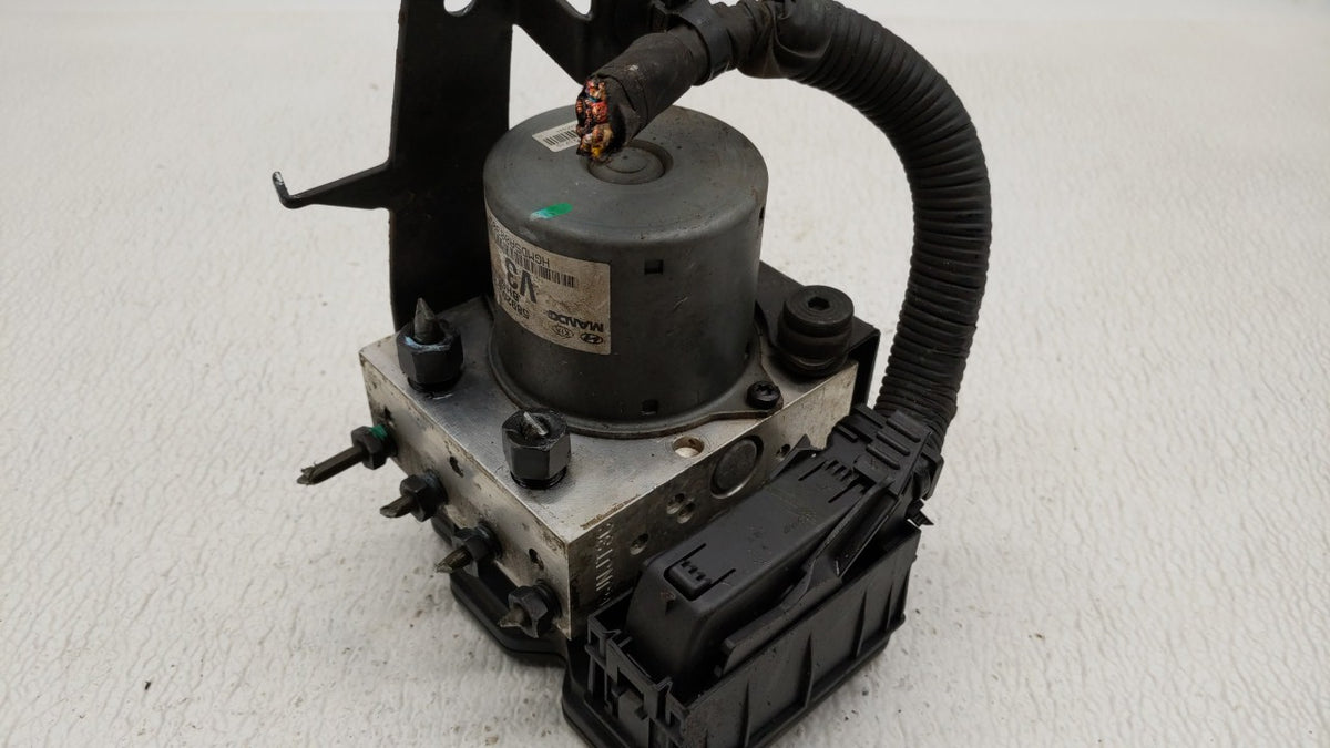 2012-2014 Hyundai Azera Anti-Lock Brake ABS Pump Module Actuator OEM P/N:58920-3V300 Fits Fits 2012 2013 2014 OEM Used Auto 