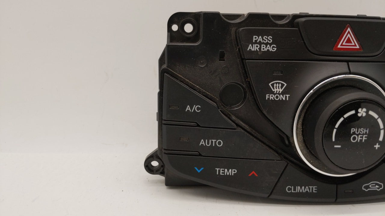 2012-2013 Hyundai Azera Climate Control Module Temperature AC/Heater Replacement P/N:97250-3V550 97250-3V551 Fits Fits 2012 