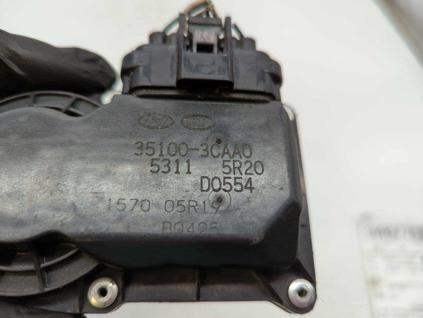 2012-2017 Hyundai Azera Throttle Body P/N:5312 7S14 5310 4P18, 35100-3CAA0 Fits Fits 2012 2013 2014 2015 2016 2017 2018 OEM 