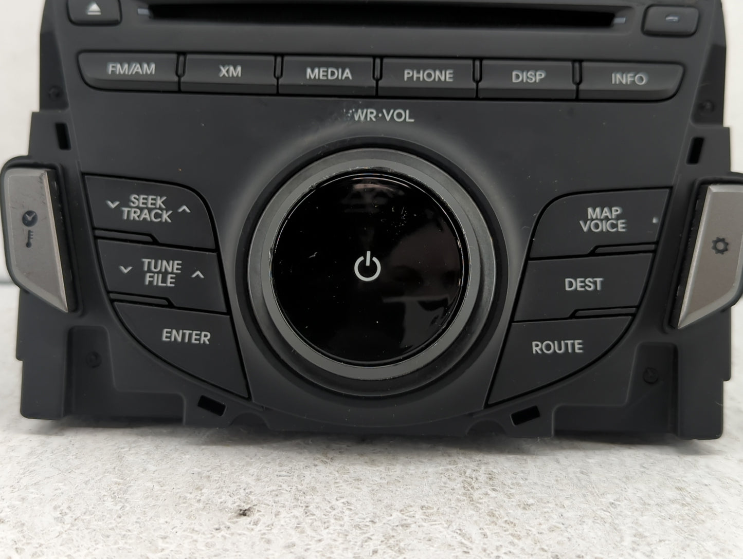 2012-2013 Hyundai Azera Am Fm Cd Player Radio Receiver - Oemusedautoparts1.com