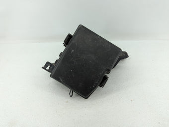 compare product 2012-2013 Hyundai Azera Fusebox Fuse Box Panel Relay Module P/N:912063V040 Fits Fits 2012 2013 OEM Used Auto Parts