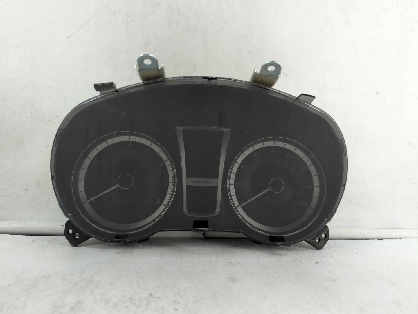 2012-2013 Hyundai Azera Instrument Cluster Speedometer Gauges P/N:94001-3V100 Fits Fits 2012 2013 OEM Used Auto Parts - Oemu