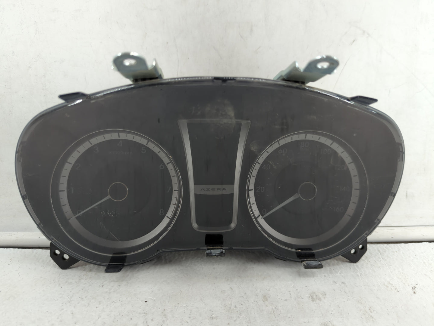2012-2013 Hyundai Azera Instrument Cluster Speedometer Gauges P/N:94001-3V100 Fits Fits 2012 2013 OEM Used Auto Parts - Oemu