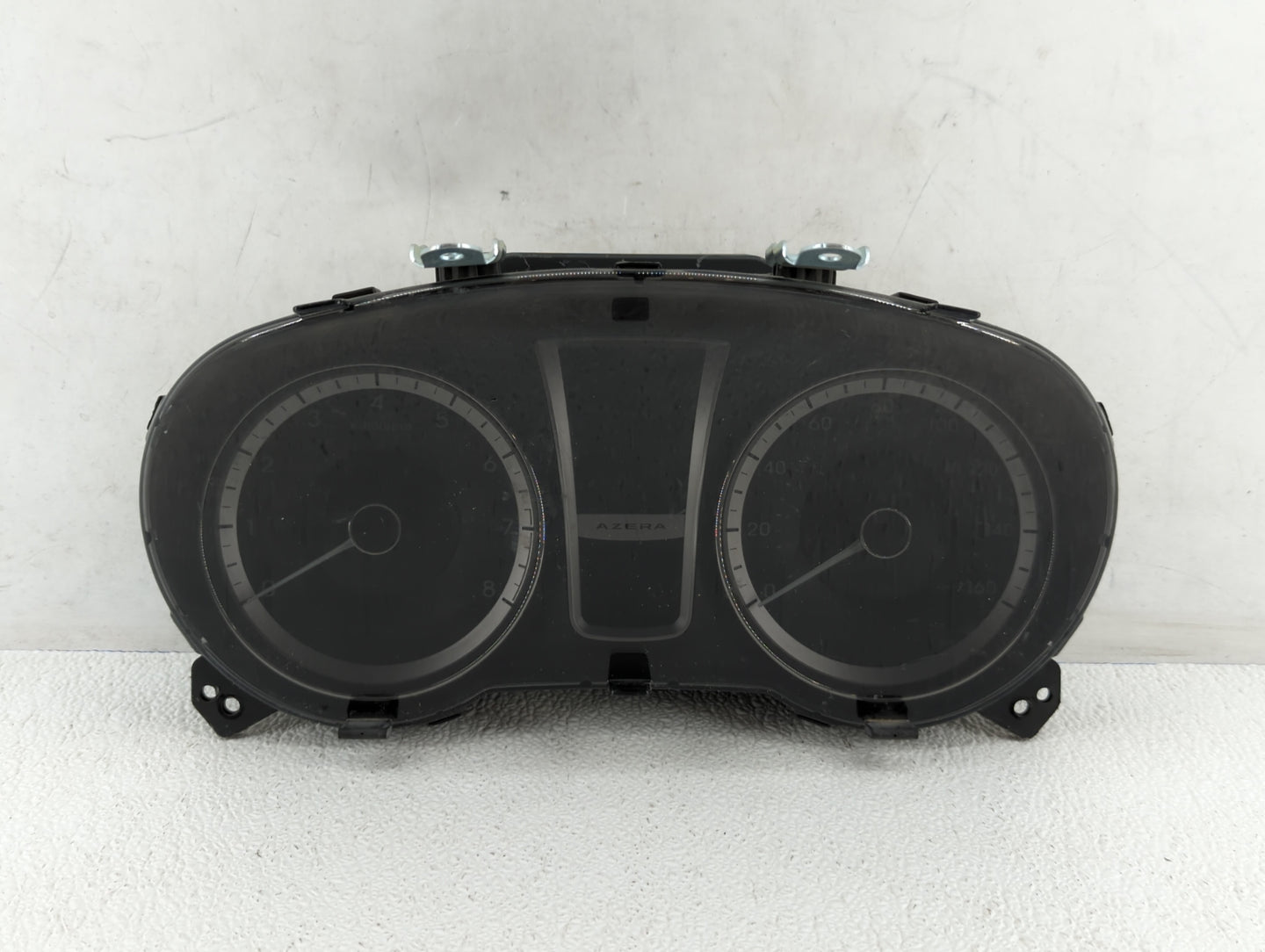 2012-2013 Hyundai Azera Instrument Cluster Speedometer Gauges P/N:94001-3V100 Fits Fits 2012 2013 OEM Used Auto Parts - Oemu